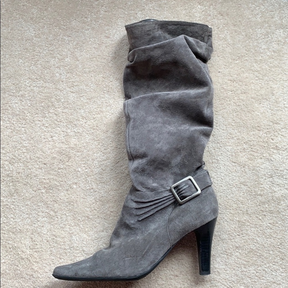 Tall, grey boots